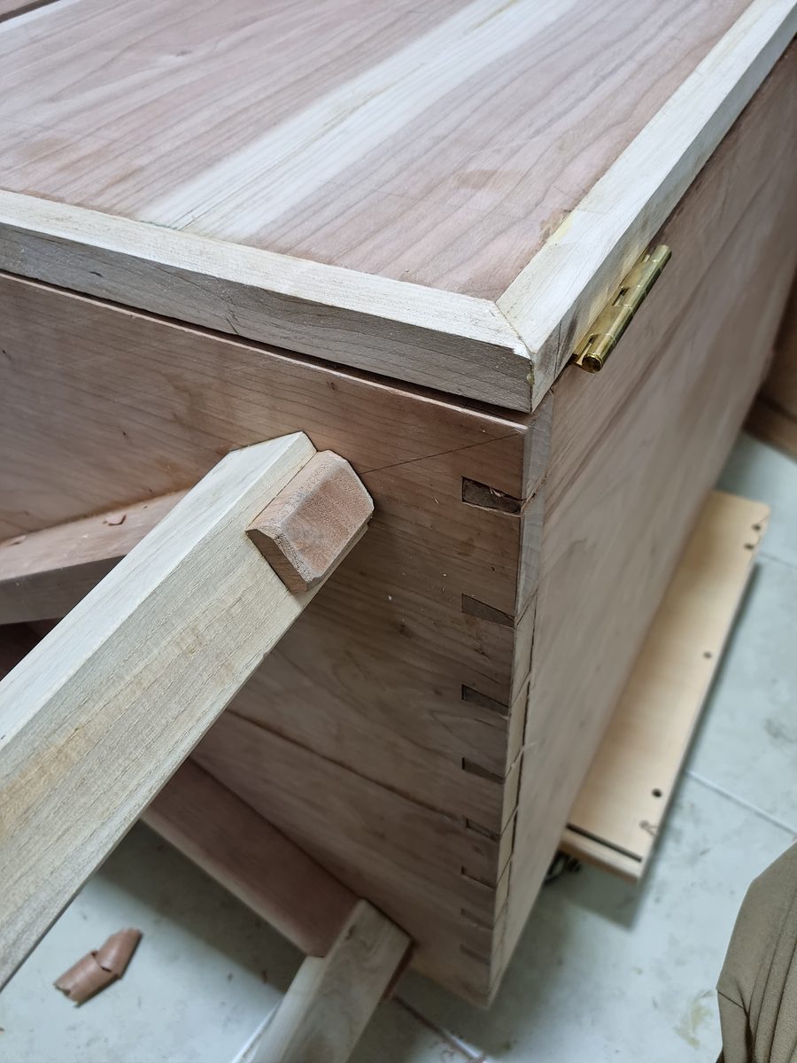 Dovetail box in progress